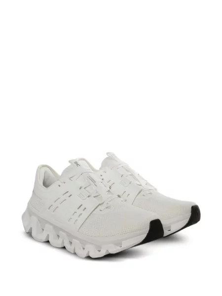 Fűzős csipkés sneaker On fehér