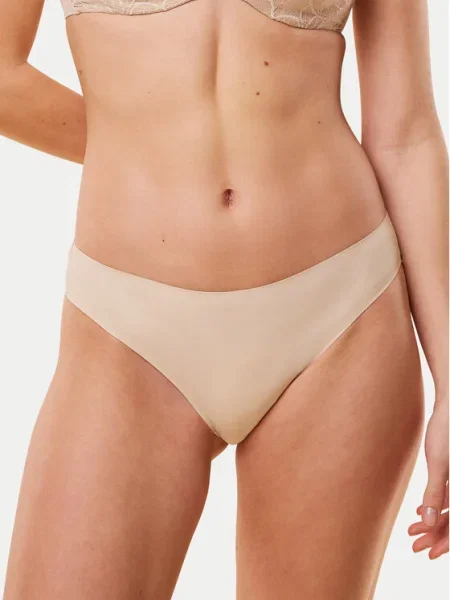 Triumph Klasszikus alsó Illusion bézs