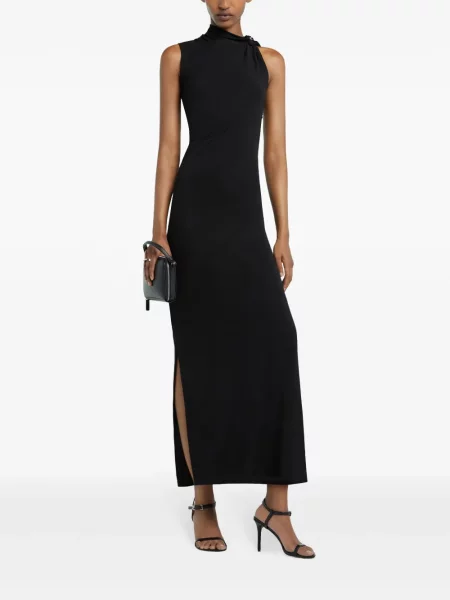 Rochie Courreges drapată de costum negru