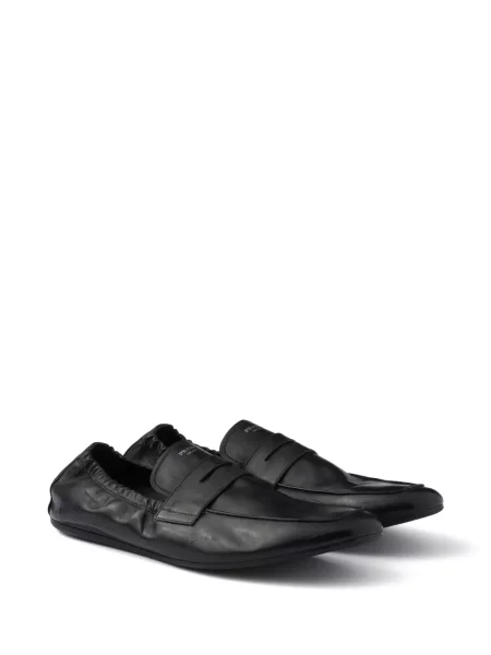 Pantofi loafer Prada din piele negru