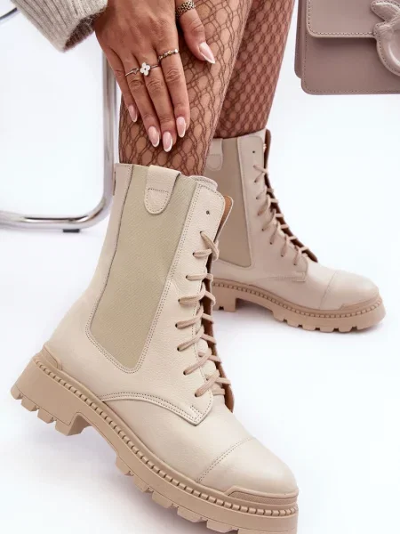 Usnjene čevlji do gležnjev Boto z vezalkami bež