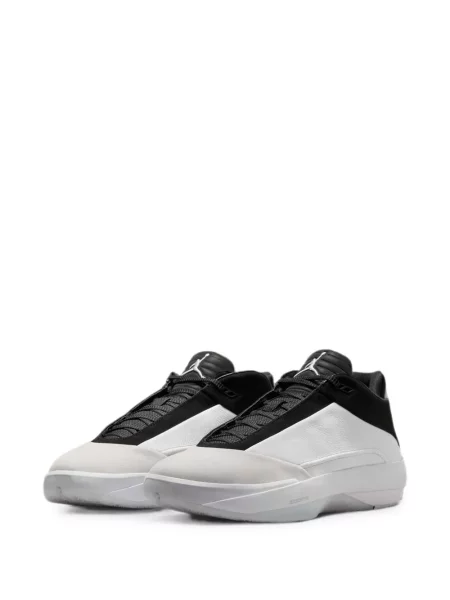 Sneakerși Jordan alb
