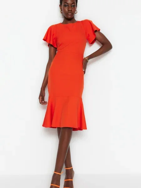 Midi obleka Trendyol rdeča