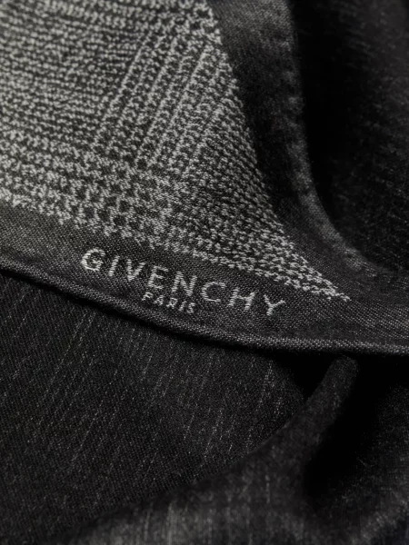 Fular Givenchy de lână negru