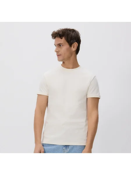 Reserved Slim fit póló krémszínű