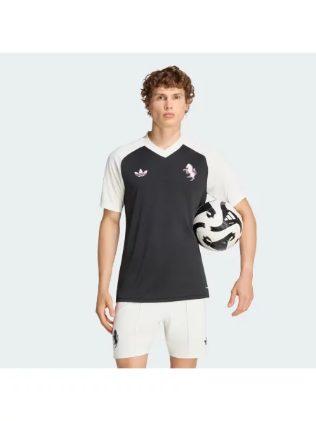 Wyjazdowa koszulka przedmeczowa Juventus biała
