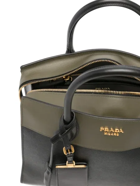 Чанта Prada черно