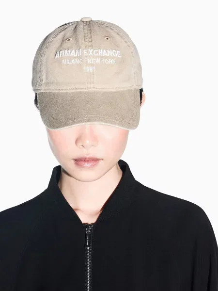 Armani Exchange Кепка бежевий
