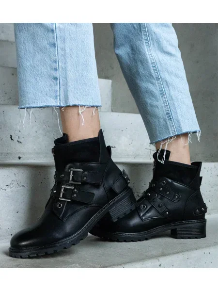 Botine Gemre cu toc plat negru