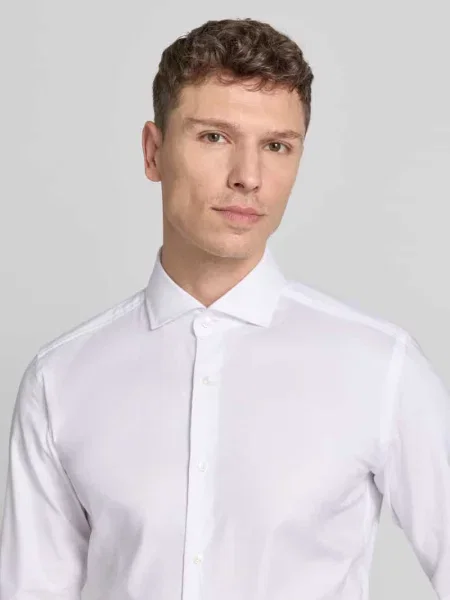 Koszula biznesowa o kroju regular fit z bardzo długim rękawem Boss biała