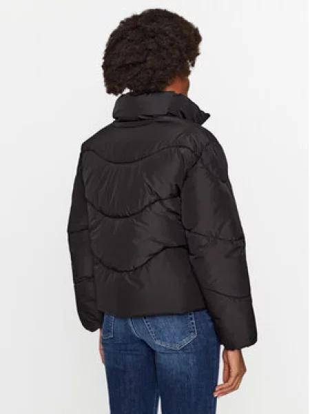 Vero Moda Žieminė striukė juoda