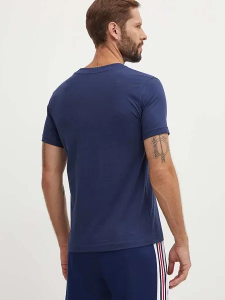 Férfi New Balance Stacked Logo póló navy színű. Méret: S sötétkék
