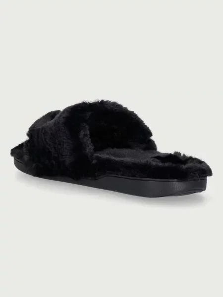 Капці Lacoste