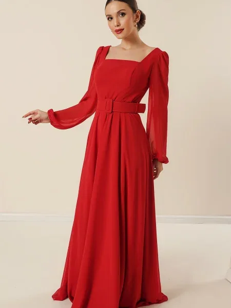 Sukienka wieczorowa By Saygı szyfonowa z dekoltem kwadratowym czerwona