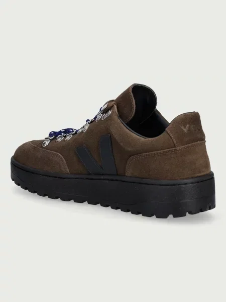 Замшевые кроссовки Veja