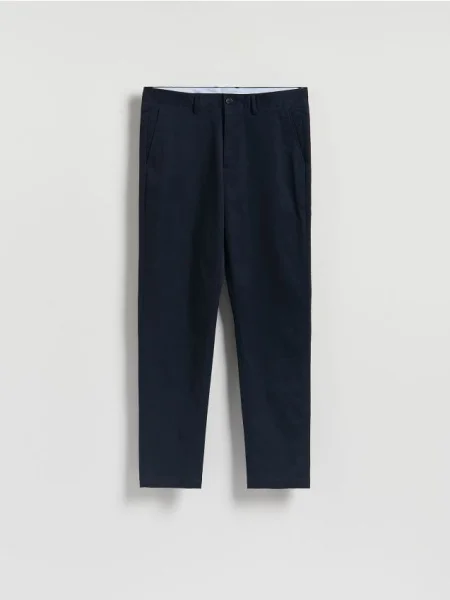 Reserved Pantaloni chino slim cu conținut ridicat de bleumarin