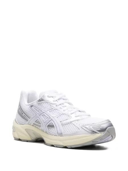 Sneakerși Asics alb
