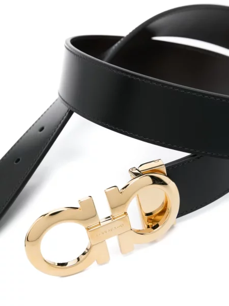 Iš natūralios odos diržas Ferragamo su sagtimis juoda