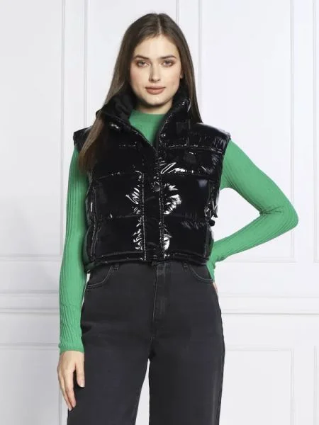 Invicta Vestă | Cropped Fit negru