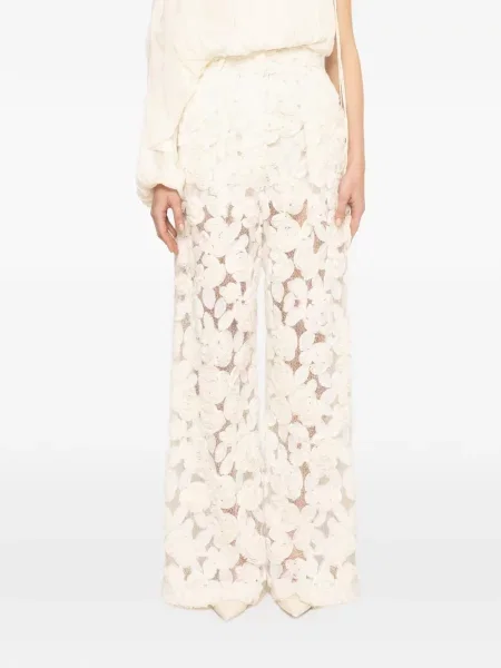 Pantaloni Nissa cu broderie cu model floral
