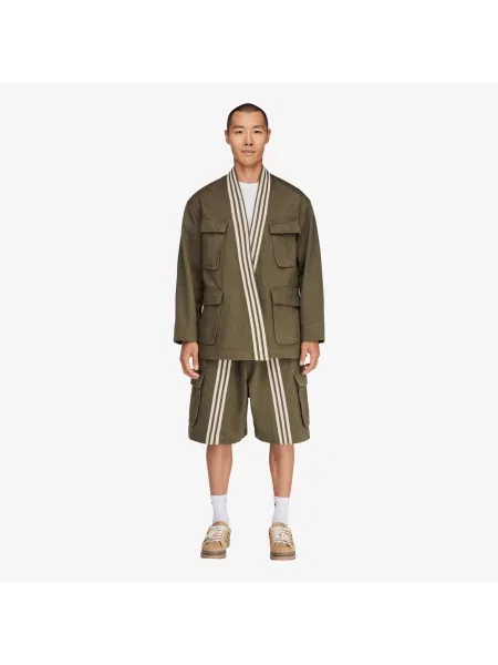 Короткие шорты Adidas Originals оливковые