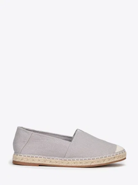 Espadryle z plecionym noskiem szare