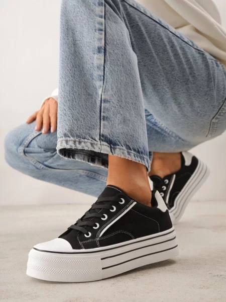 Teniși înalți Opheme negri