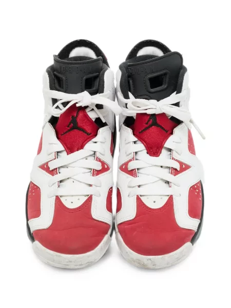 Sneakerși Jordan retro alb