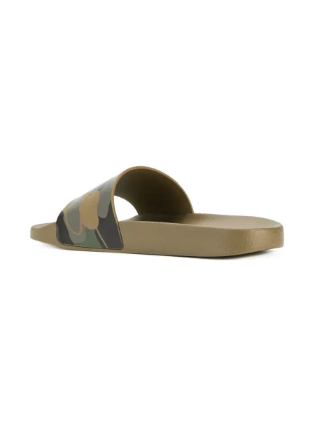 Papuci Valentino Garavani cu model camuflaj verde