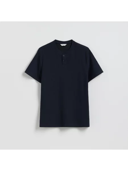 Reserved Henley póló normál szabással tengerészkék