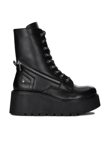 Kožené členkové topánky Maciejka na platforme čierna