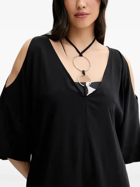 Rochie Chantelle cu decolteu în V negru