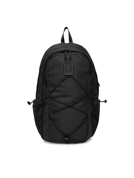 Hátizsák Calvin Klein Utility Emblem Bungee Backpack fekete