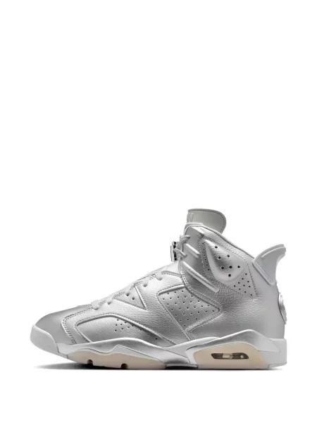 Sneakerși Jordan din piele retro argintiu