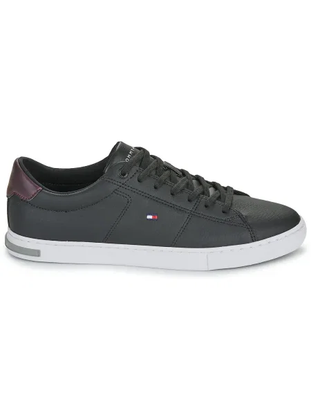 Kožené tenisky Tommy Hilfiger čierna