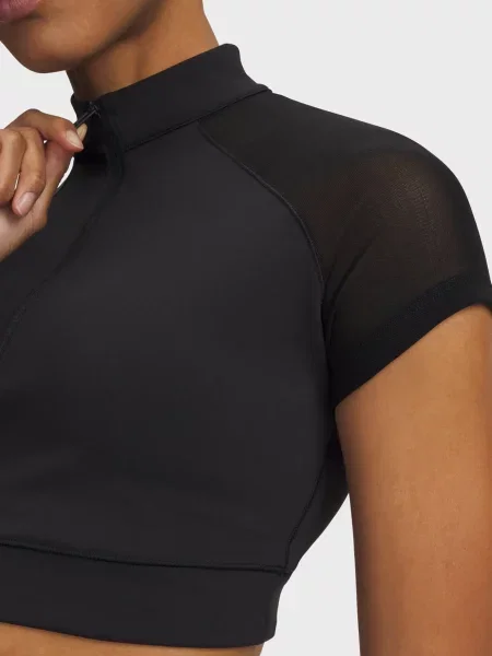Кроп-топ Under Armour черный