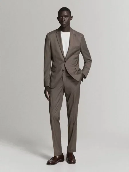 Spodnie garniturowe París super slim fit średni Mężczyzna 40 MANGO MAN brązowy