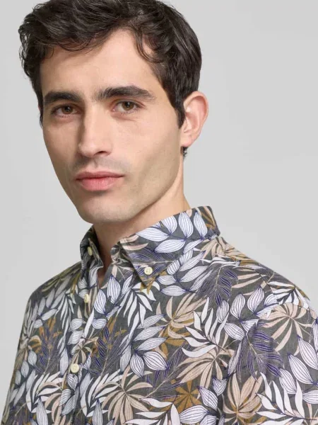 Koszula lniana o kroju regular fit z kołnierzykiem typu button down Christian Berg Men