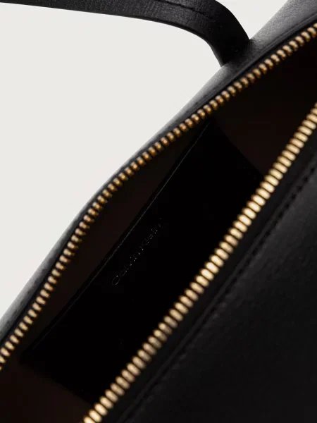 Calvin Klein baguette táska női műbőr fekete