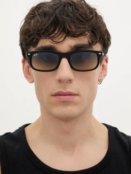 Ray-Ban napszemüveg fekete