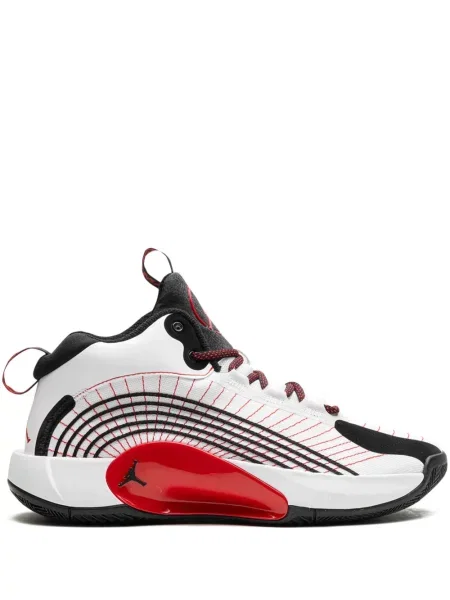 Sneakerși Jordan alb