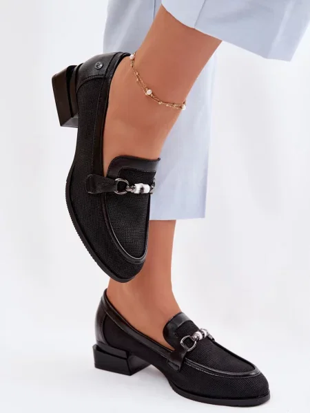 Полуотворени обувки Boto с нисък ток черно