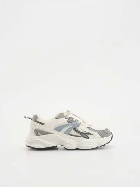Reserved Sportowe sneakersy złamana biel