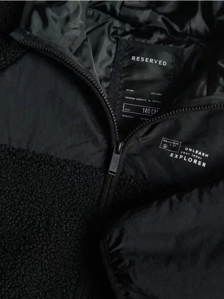 Reserved Geacă sherpa cu glugă negru
