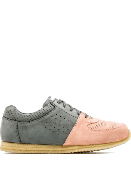 Sneakerși Clarks roz