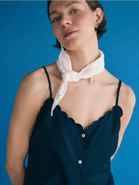 Reserved Ажурна хустка з білий