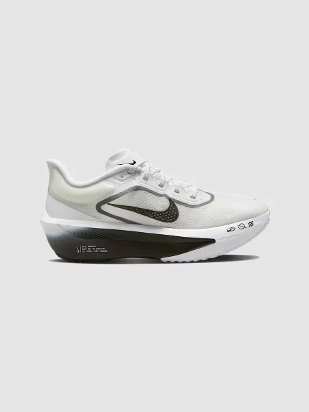 Повседневные кроссовки Nike Zoom белые