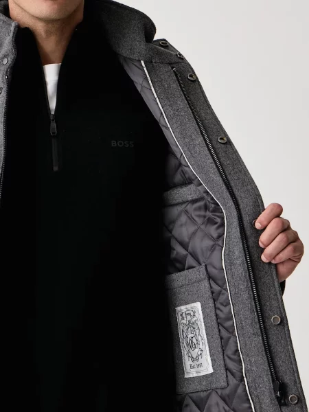Шерстяное пальто Guess