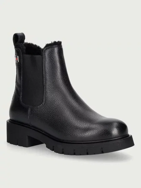 Tommy Jeans ghete scurte pentru femei din piele TJW CLEATED CHELSEA BOOTS WL negru