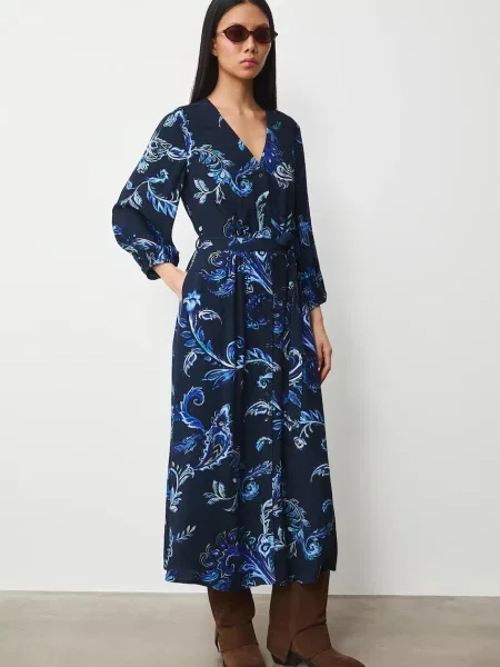 Medicine sukienka granatowa